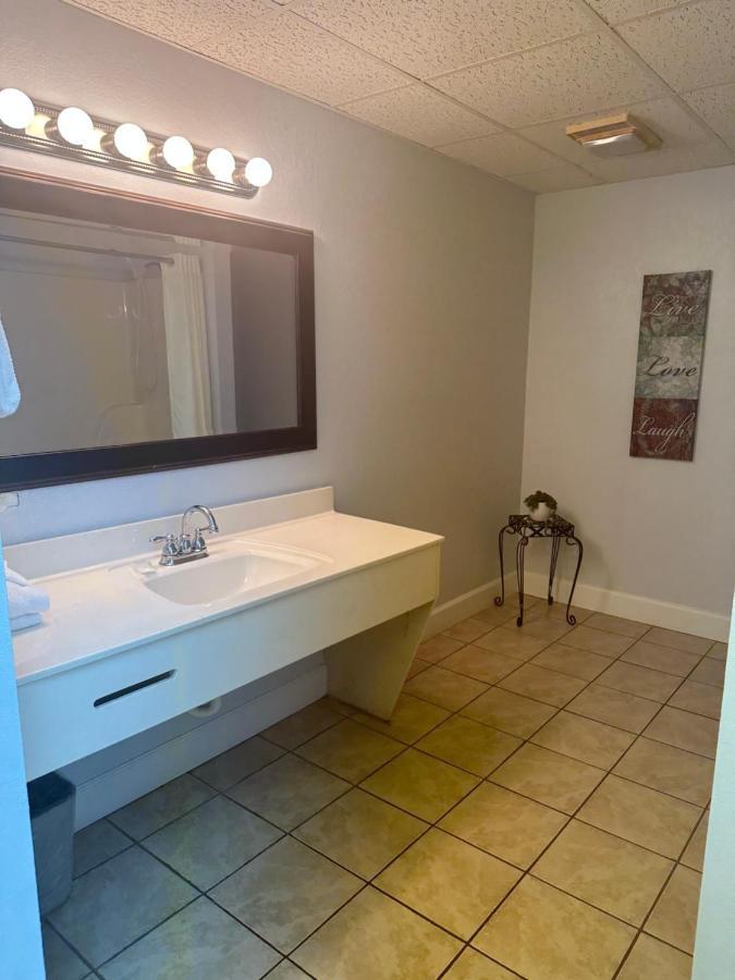 River Place Condos #409 1Bd, 2Bath بيدجن فورج المظهر الخارجي الصورة