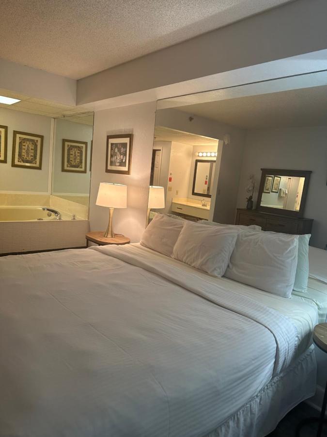 River Place Condos #409 1Bd, 2Bath بيدجن فورج المظهر الخارجي الصورة