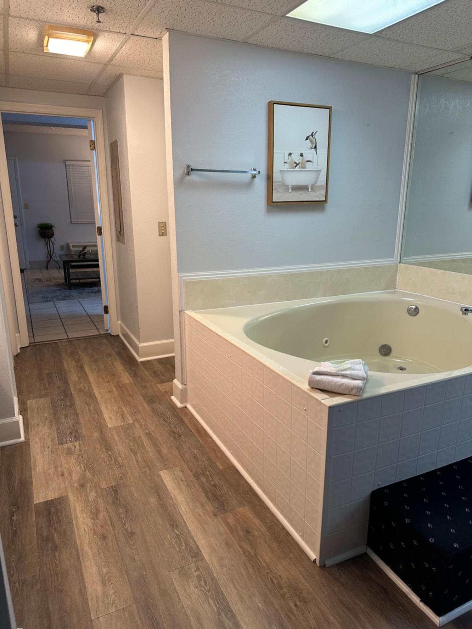 River Place Condos #409 1Bd, 2Bath بيدجن فورج المظهر الخارجي الصورة